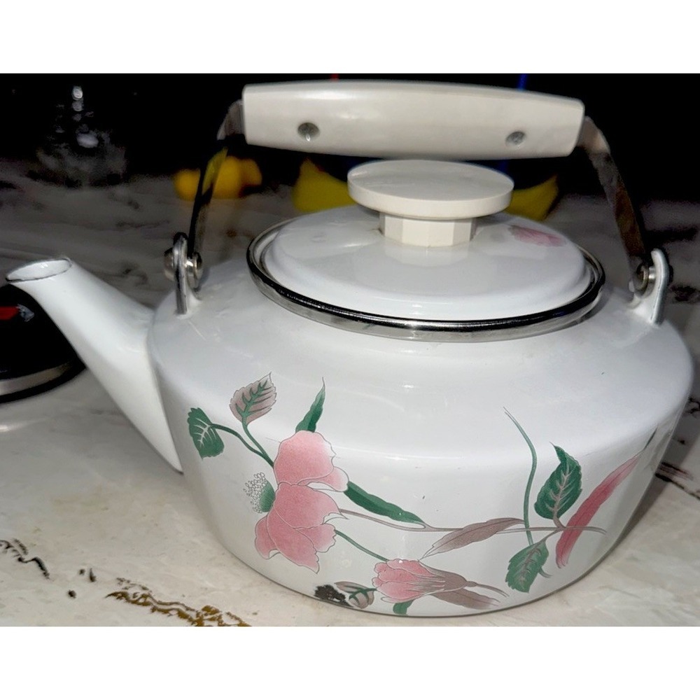 Mikasa Gourmet Colors UN406 Silk Flowers 542 2QT Homestead Kettle EJR JAPAN